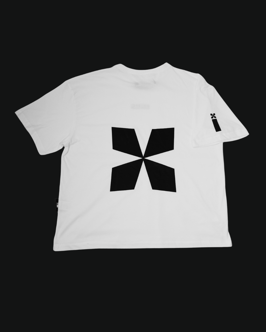 CAMISETA BÁSICA BLANCA BOXY FIT - MILLS