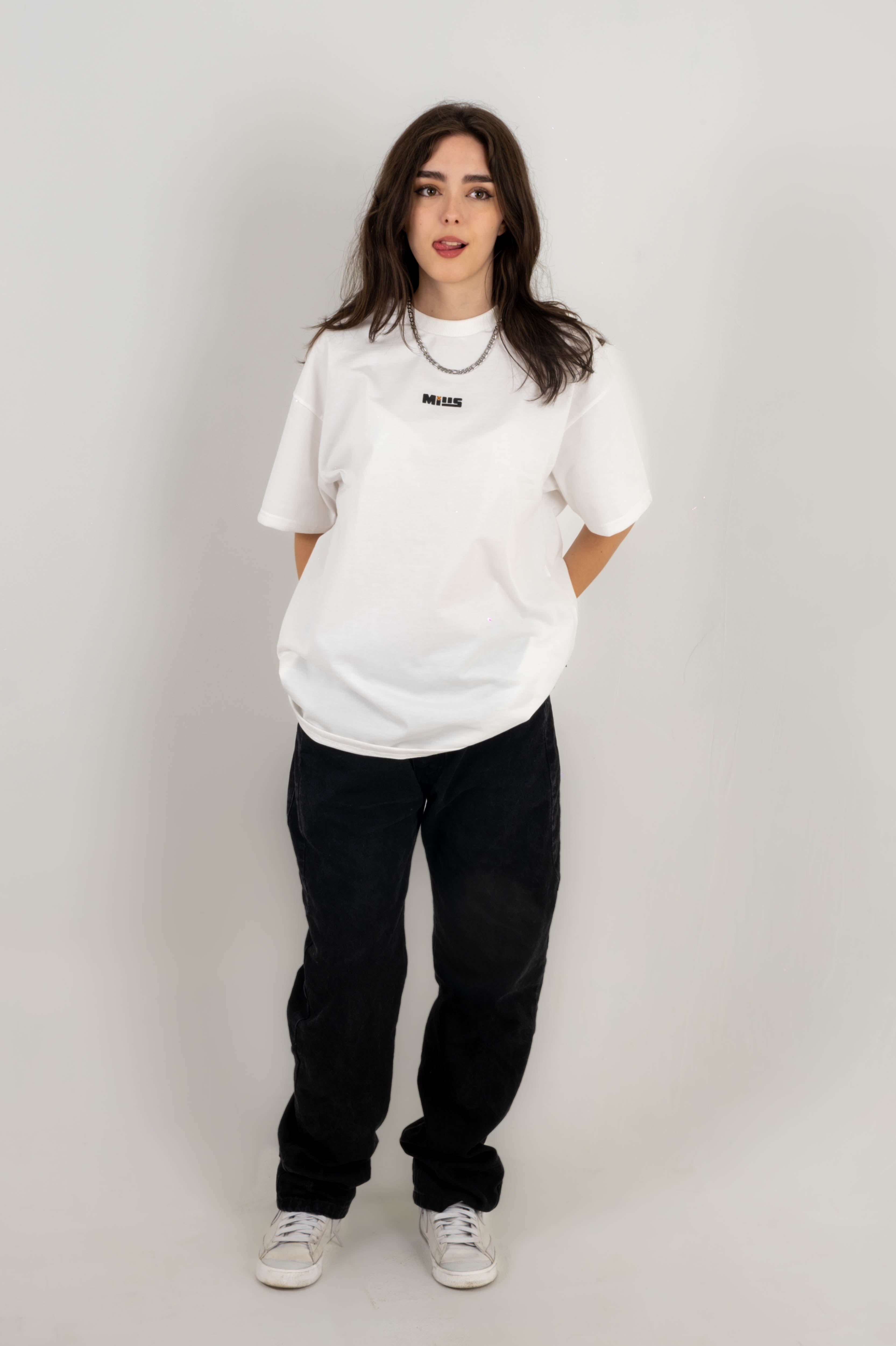 CAMISETA MILLS ECLOSION WHITE - OVERSIZE